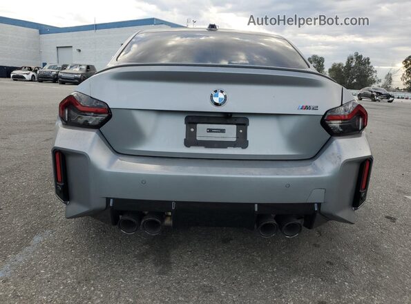 3MF23DM07S8F23572 2025 BMW M2 Gray Widok z tyłu