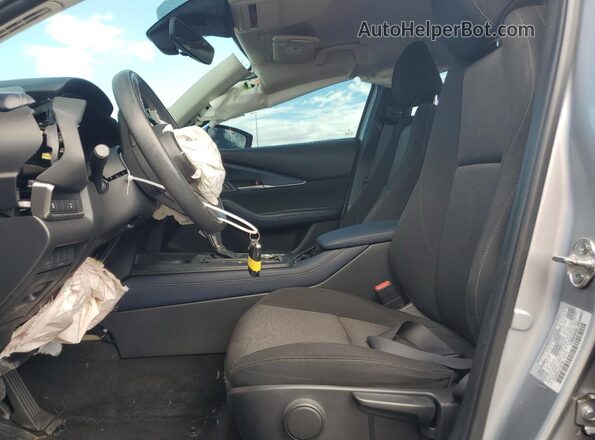 3MVDMABL4LM106762 2020 MAZDA CX-30 Silver Widok wnętrza z przodu