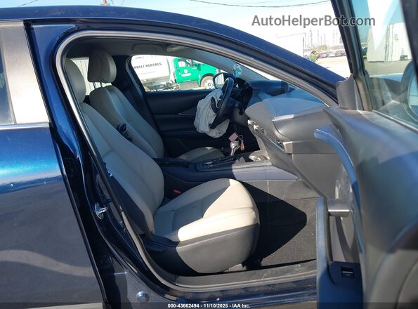 3MVDMACLXLM101645 2020 MAZDA CX-30 Синий Вид салона спереди