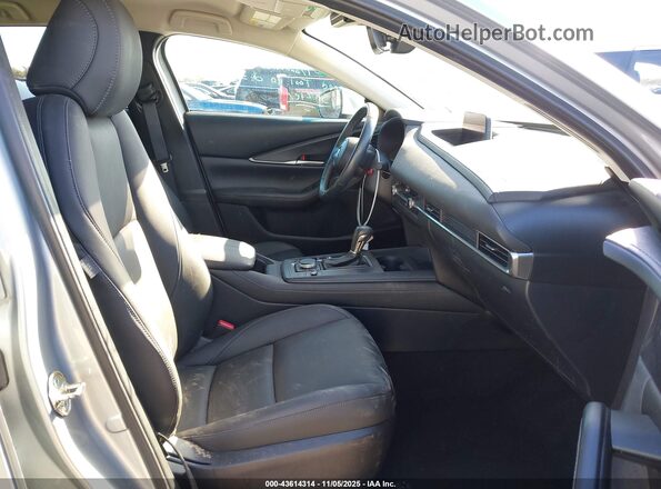 3MVDMBBL2MM318342 2021 MAZDA CX-30 Silver Вид салону спереду