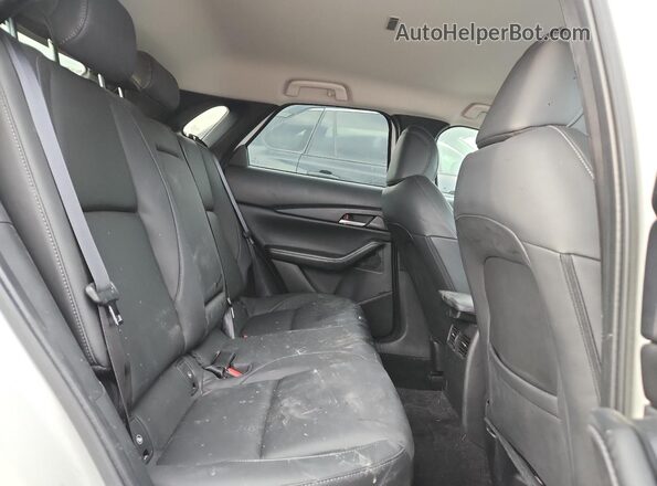 3MVDMBBM5PM585326 2023 MAZDA CX-30 White Rear interior view