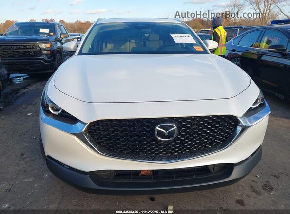 3MVDMBCM0RM609534 2024 MAZDA CX-30 White Вид задньої частини салону