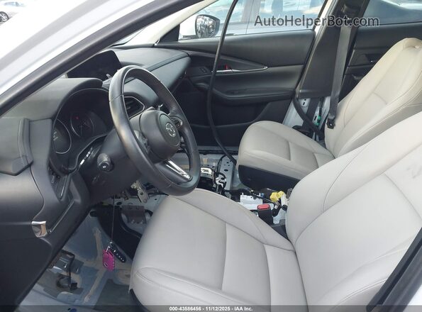 3MVDMBCM0RM609534 2024 MAZDA CX-30 White Вид спереду