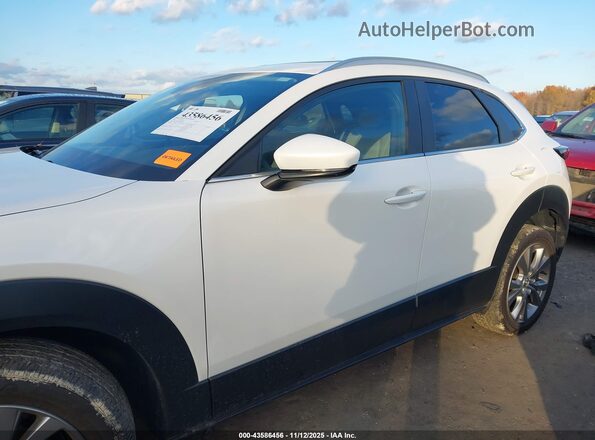 3MVDMBCM0RM609534 2024 MAZDA CX-30 White 