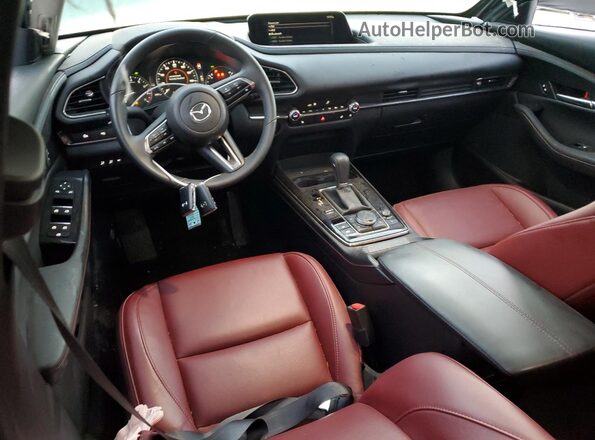 3MVDMBCM1SM786275 2025 MAZDA CX-30 Синий Вид панели приборов