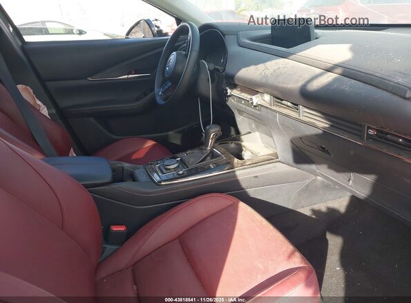 3MVDMBCM1SM786275 2025 MAZDA CX-30 Gray Vista interior delantera