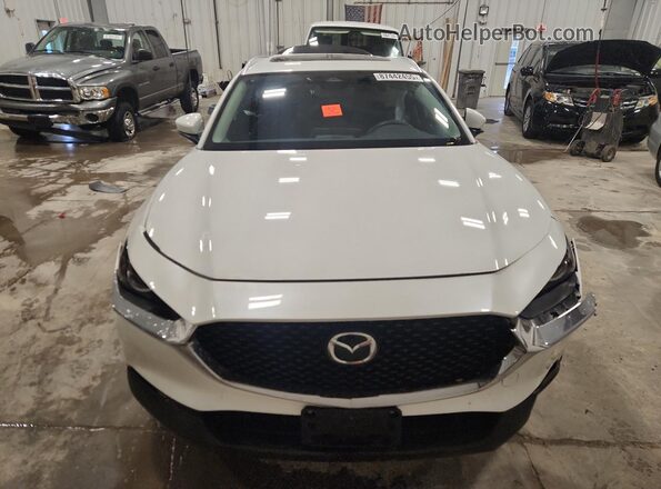 3MVDMBCM4SM801898 2025 MAZDA CX-30 White Widok z przodu