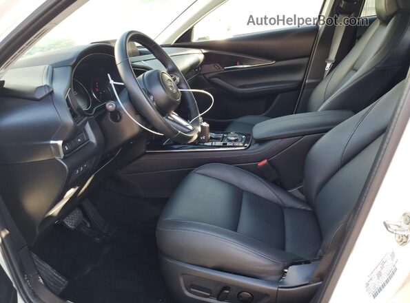 3MVDMBCM8PM552724 2023 MAZDA CX-30 White წინა სალონის ხედი