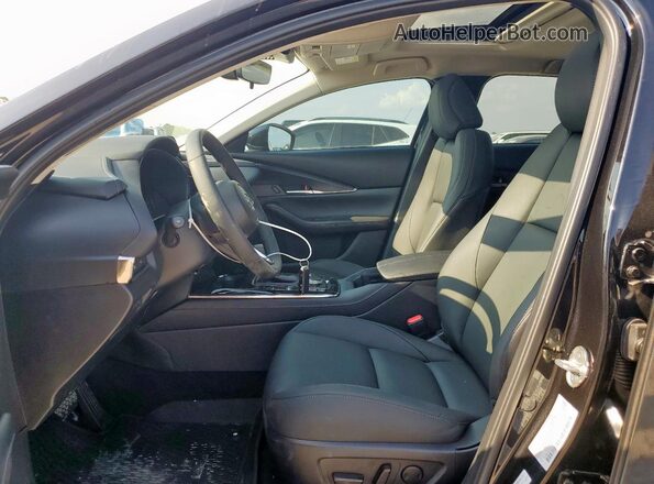 3MVDMBCM8SM851168 2025 MAZDA CX-30 Black Front interior view