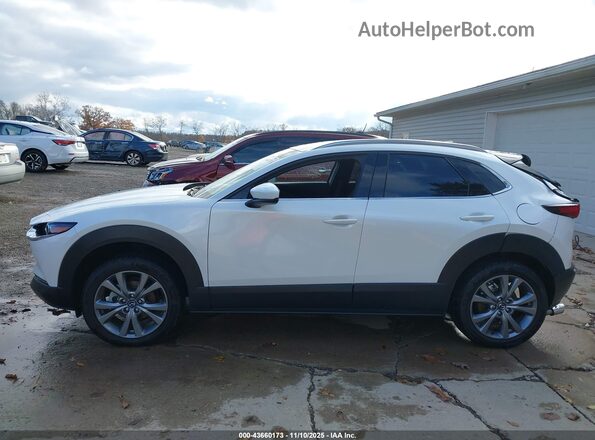 3MVDMBDM2RM675517 2024 MAZDA CX-30 White 