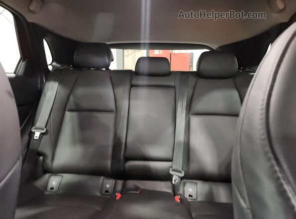 3MVDMBDM7MM213933 2021 MAZDA CX-30 Red Vista de los asientos traseros