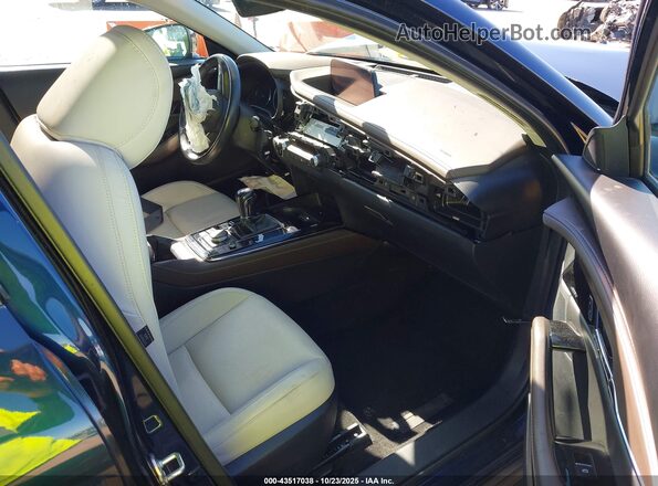 3MVDMBDY0NM443334 2022 MAZDA CX-30 Blue Widok wnętrza z przodu