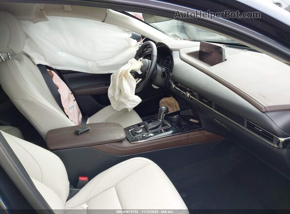 3MVDMBEY1SM795204 2025 MAZDA CX-30 Синий Вид салона спереди