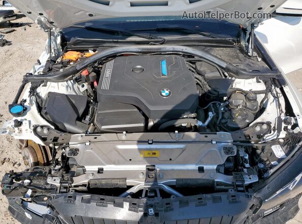 3MW39FF00R8E07829 2024 BMW 3 SERIES White უკანა სალონის ხედი