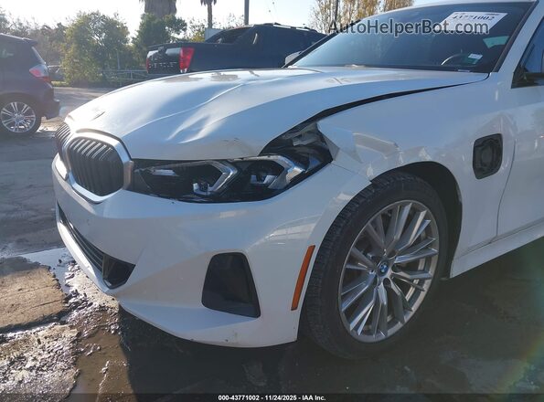 3MW39FF01P8D02245 2023 BMW 7 SERIES Белый Вид спереди