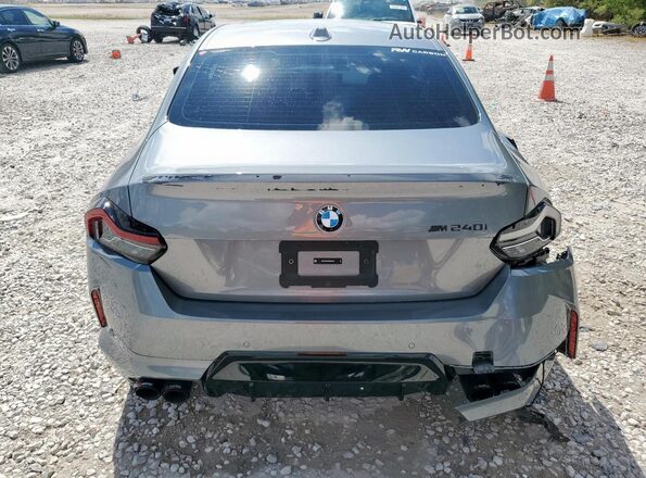 3MW43CM09S8F24595 2025 BMW M2 Gray Rear view
