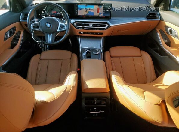 3MW49FF07P8D36601 2023 BMW M3 Red ხელსაწყოთა პანელის ხედი