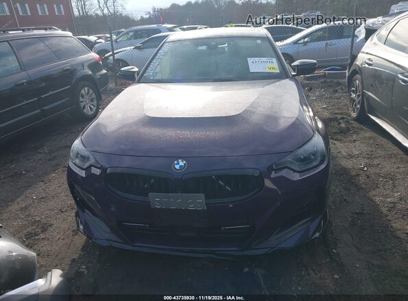 3MW53CM05N8C18017 2022 BMW M2 Purple ხელსაწყოთა პანელის ხედი