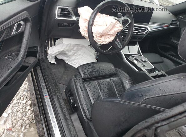 3MW53CM07R8E15535 2024 BMW M2 Black Առջևի վահանակի տեսք
