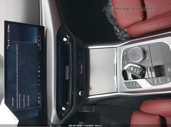 3MW59FT00S8F20599 2025 BMW M3 Black წინა პანელის ხედი