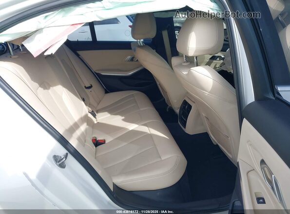 3MW5P7J00N8C65682 2022 BMW 3 SERIES White VIN sticker view
