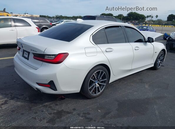 3MW5P7J00N8C65682 2022 BMW 3 SERIES White Rear right