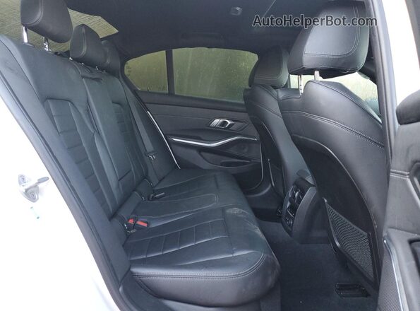 3MW5R7J00L8B38812 2020 BMW 3 SERIES White Rear seats view