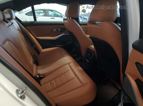 3MW5U9J06M8B61314 2021 BMW M3 Белый Вид задних сидений