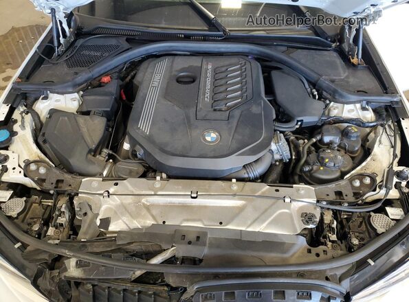 3MW5U9J06M8B61314 2021 BMW M3 Белый Вид задней части салона