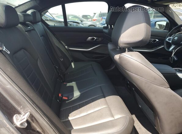 3MW5U9J0XM8C14287 2021 BMW M3 Серый Вид задних сидений