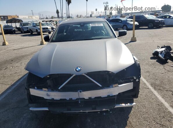 3MW69CW00S8F40432 2025 BMW 3 SERIES Gray Widok z przodu