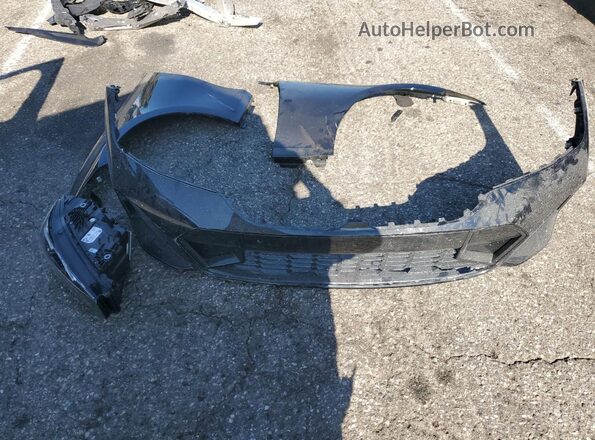 3MW69CW01S8F22876 2025 BMW 3 SERIES Black Engine compartment view