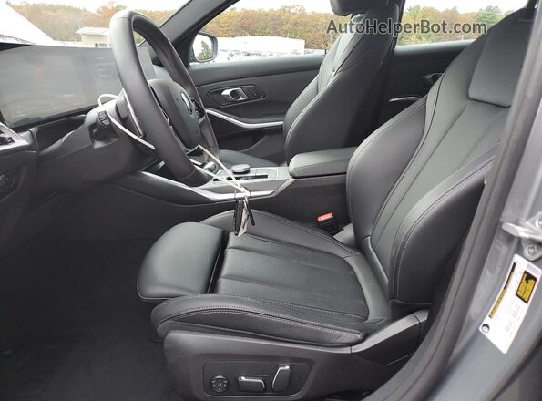 3MW69CW0XS8F30958 2025 BMW 3 SERIES Серый Вид салона спереди