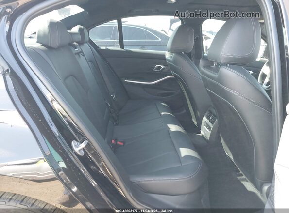 3MW69FF01R8E43896 2024 BMW 3 SERIES Black Vista de la etiqueta del VIN