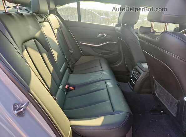 3MW69FF05P8D29302 2023 BMW 3 SERIES Gray Հետևի նստատեղերի տեսք