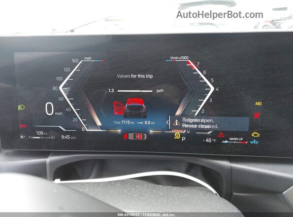 3MW69FF09R8E80906 2024 BMW 3 SERIES Black Rear seats view