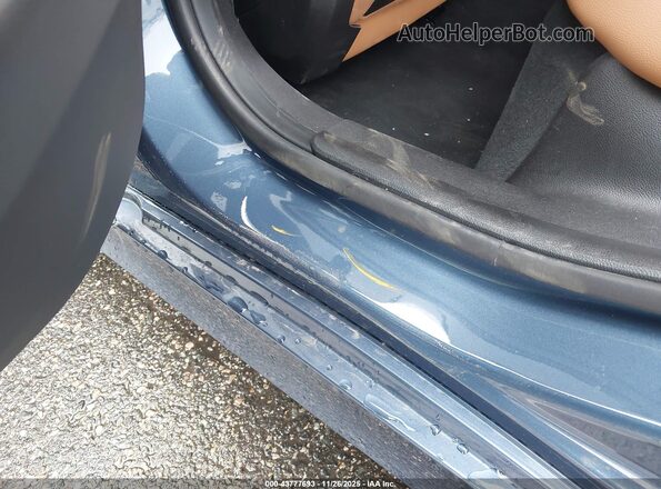 3MW89CW00S8F46854 2025 BMW 3 SERIES Blue Widok z przodu