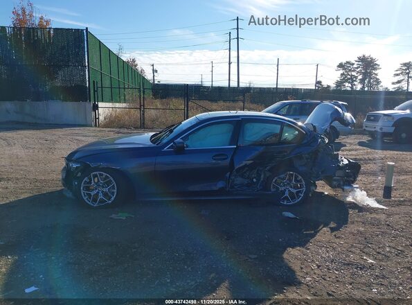 3MW89CW02S8F19722 2025 BMW 3 SERIES Blue Widok wnętrza 360 stopni