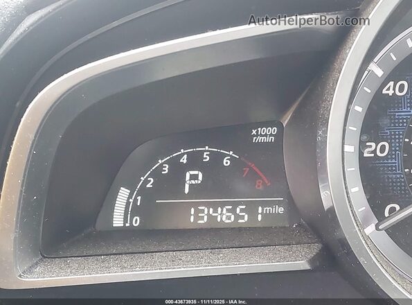 3MYDLBYV0JY325423 2018 TOYOTA YARIS IA Silver 