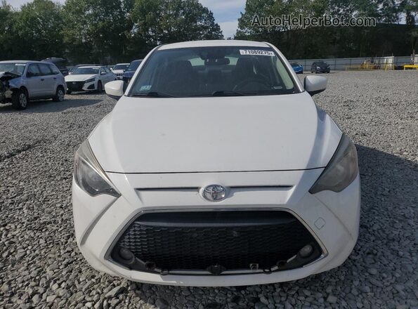 3MYDLBYV1KY504586 2019 TOYOTA YARIS White წინა ხედი
