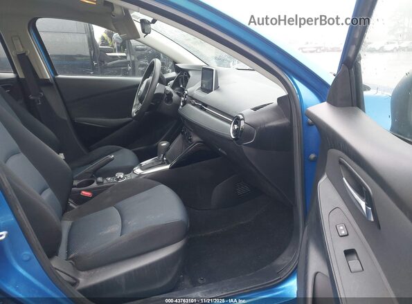 3MYDLBYV2HY150229 2017 TOYOTA YARIS IA Синий 