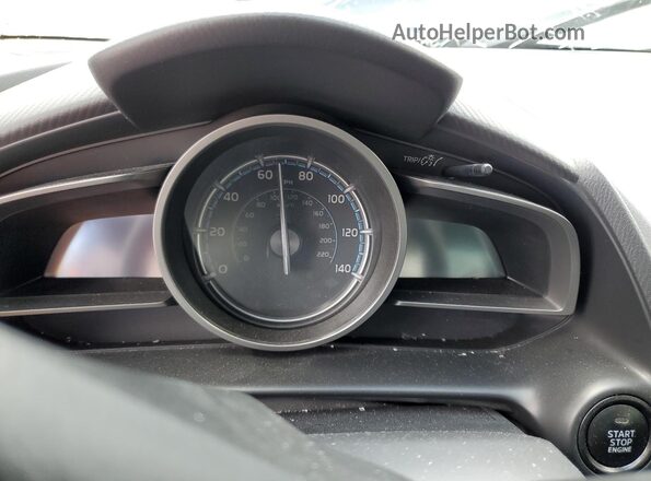 3MYDLBYV2KY502913 2019 TOYOTA YARIS Черный Вид щитка приборов