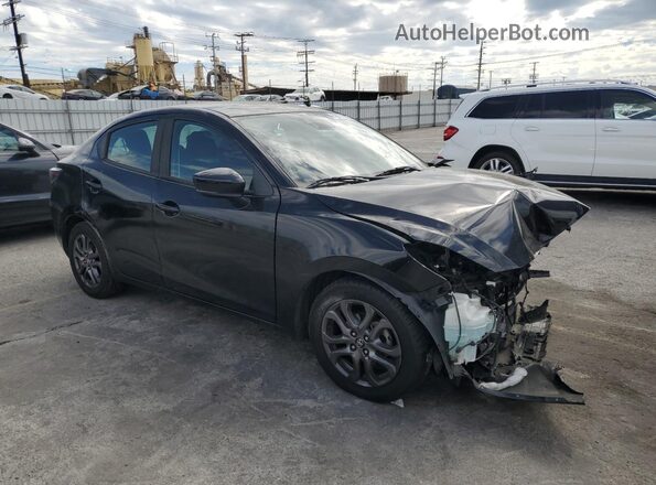 3MYDLBYV2KY513975 2019 TOYOTA YARIS Black წინა მარჯვენა