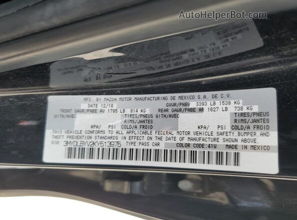 3MYDLBYV2KY513975 2019 TOYOTA YARIS Black ძრავის განყოფილების ხედი
