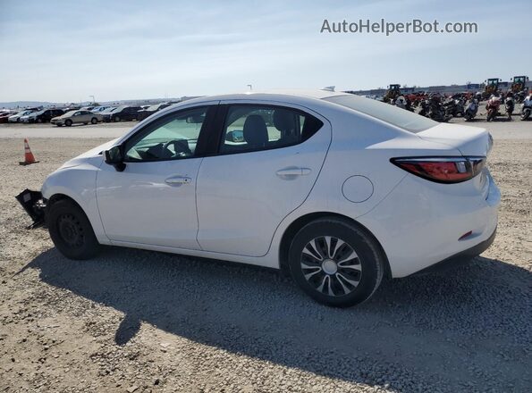 3MYDLBYV2KY526550 2019 TOYOTA YARIS White Tył lewy