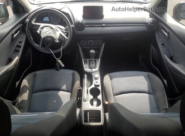 3MYDLBYV3KY514701 2019 TOYOTA YARIS Gray Widok deski rozdzielczej