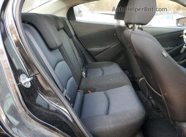 3MYDLBYV3KY525603 2019 TOYOTA YARIS Black Вид задніх сидінь