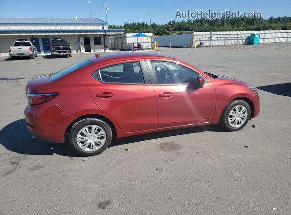 3MYDLBYV6KY509525 2019 TOYOTA YARIS Red Rear right