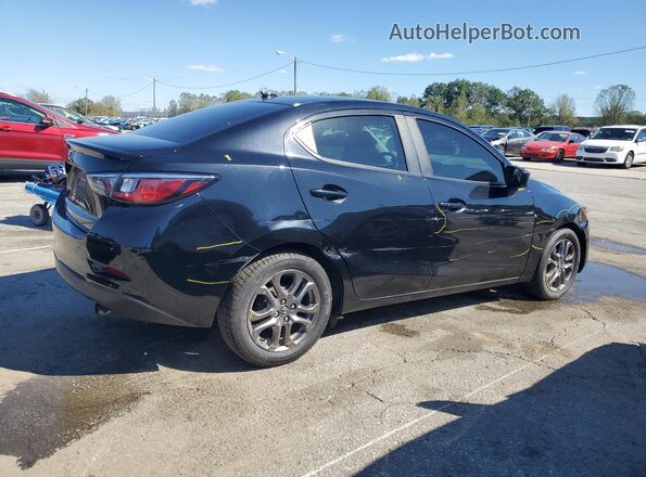 3MYDLBYV7KY508013 2019 TOYOTA YARIS Black Задня права чверть