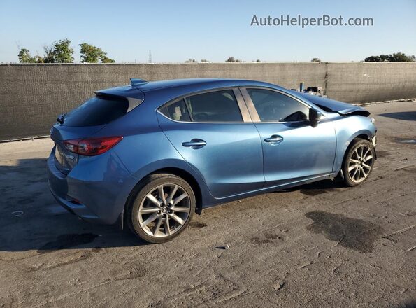 3MZBN1M31JM173154 2018 MAZDA 3 Blue 